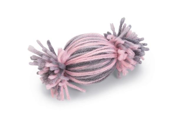 Beeztees Kedi Oyuncağı, Top, Yün, Pembe ve Gri, 10x5x5cm - Image 1