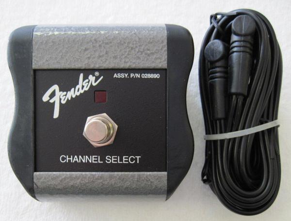 Fender 1-Düğme Channel Switching or Drive On/Off Footswitch - Image 1