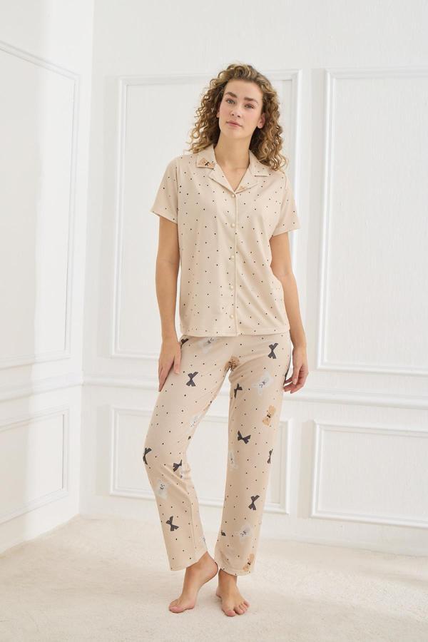 Kadın Desenli Polo Yaka Likralı Pijama Takım | Bej 70110-918 - Image 1