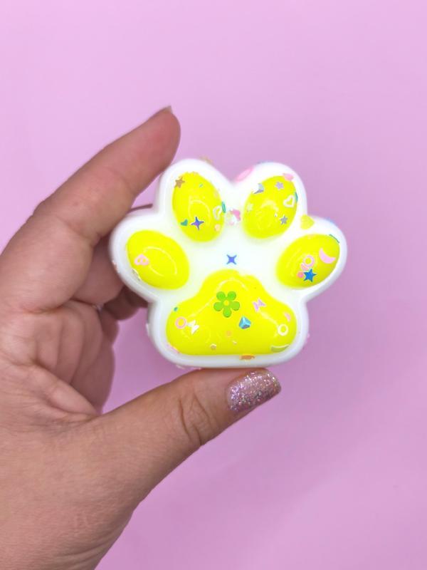 Beyaz Pati Taba Squishy Kedi Pati Sıkma 7 cm Pullu Pati Sukuşi - Sarı - Image 1