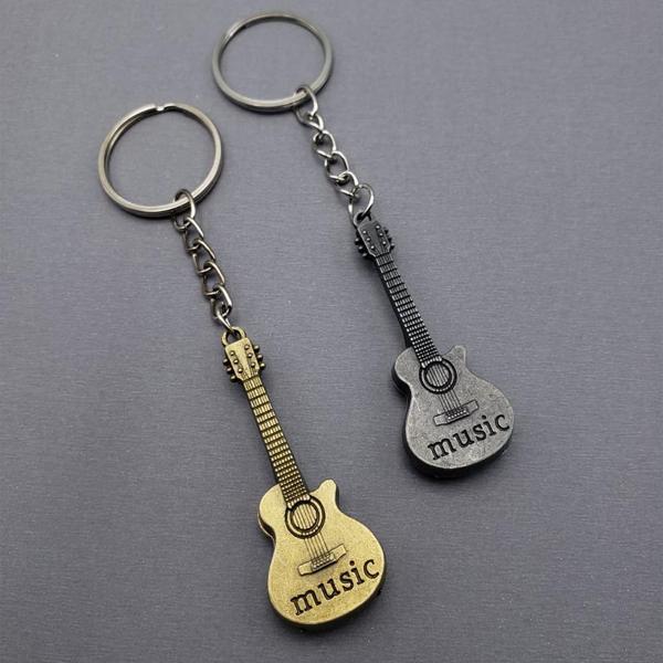 Büro Ev Ofis Hediyesi için Matal Yapım Gitar Tasarımlı Anahtarlık - Image 1