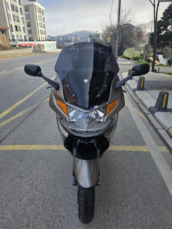 MOTOCAM BMW K 1300 GT Siperlik Ön Cam 2009 Model 63cm Siyah Renkli 4mm - Image 1