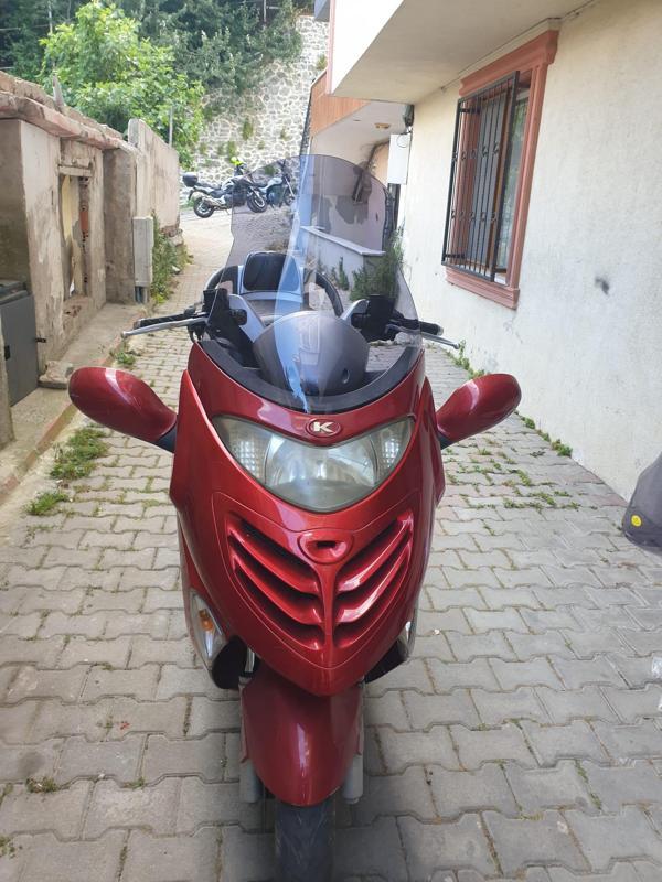 MOTOCAM Kymco Grandink Siperlik Ön Cam 2004 2008 Model 52cm Füme Renkli 4mm - Image 1