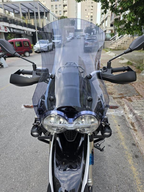 MOTOCAM Moto Guzzi V85 Siperlik Ön Cam 2019-2023 Model 58cm Füme Renkli 4mm - Image 1