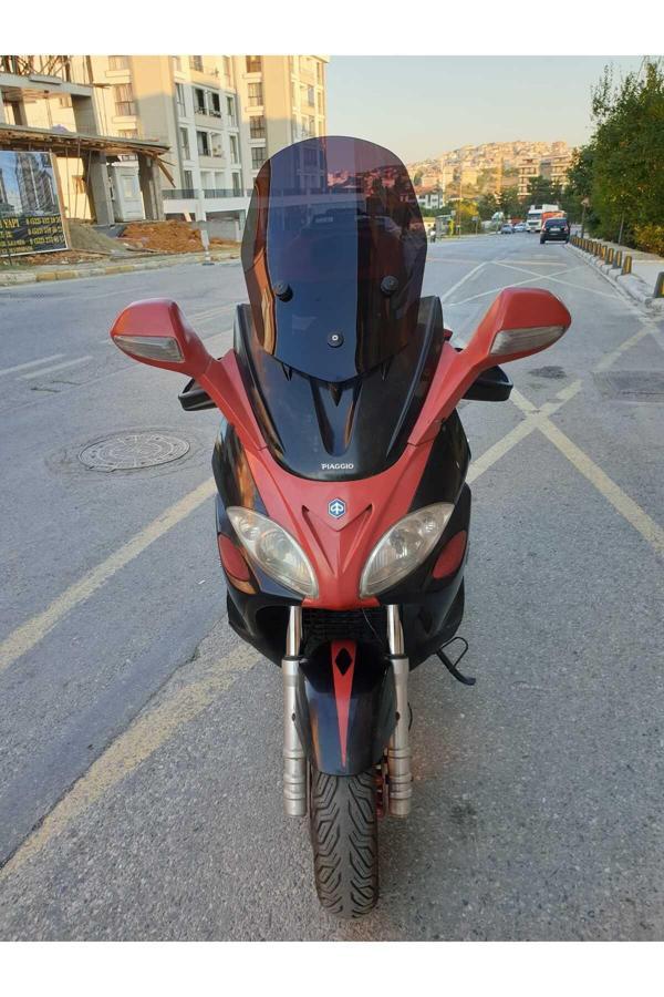 MOTOCAM Piaggio X9 250 -500  Siperlik Ön Cam 2004 2006 Model 49cm Siyah Renkli 4mm ORTA BOYLU CAM - Image 1