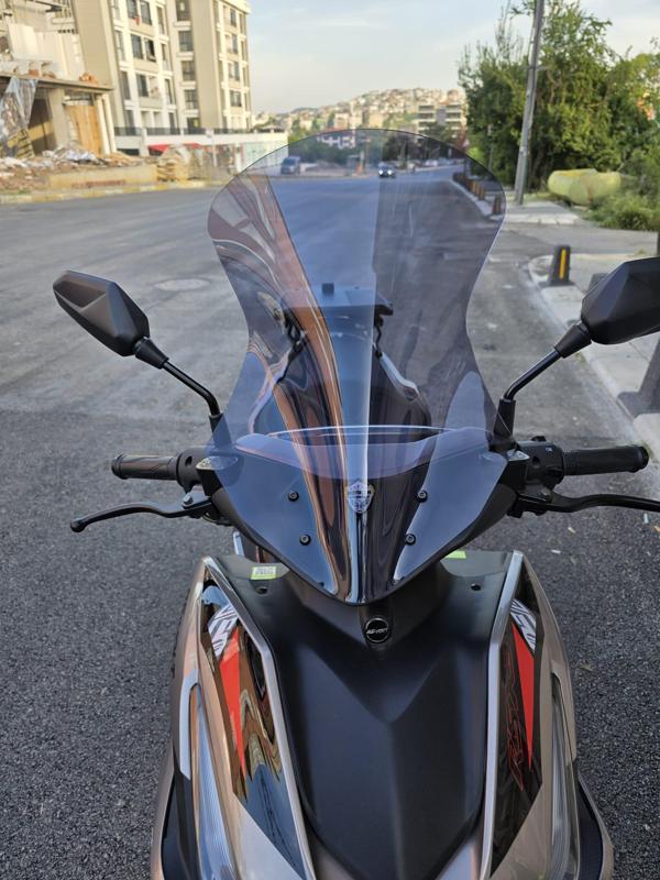 MOTOCAM Revolt RSX3 Siperlik Ön Cam 2022-2025 Model 54cm Füme Renkli SPORTİF - Image 1