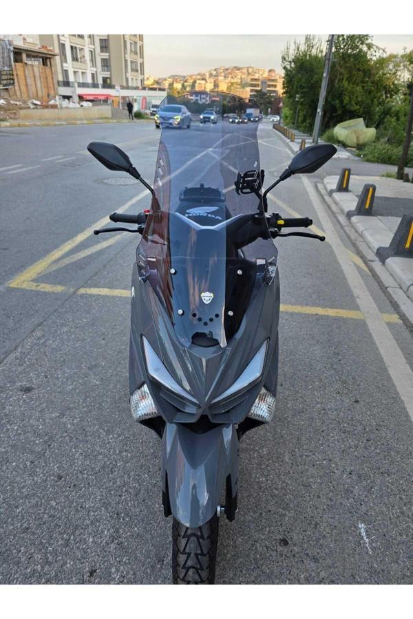 MOTOCAM Revolt RSX4 Siperlik Ön Cam 2022-2025 Model 75cm Füme Renkli 4mm ORTA BOYLU - Image 1