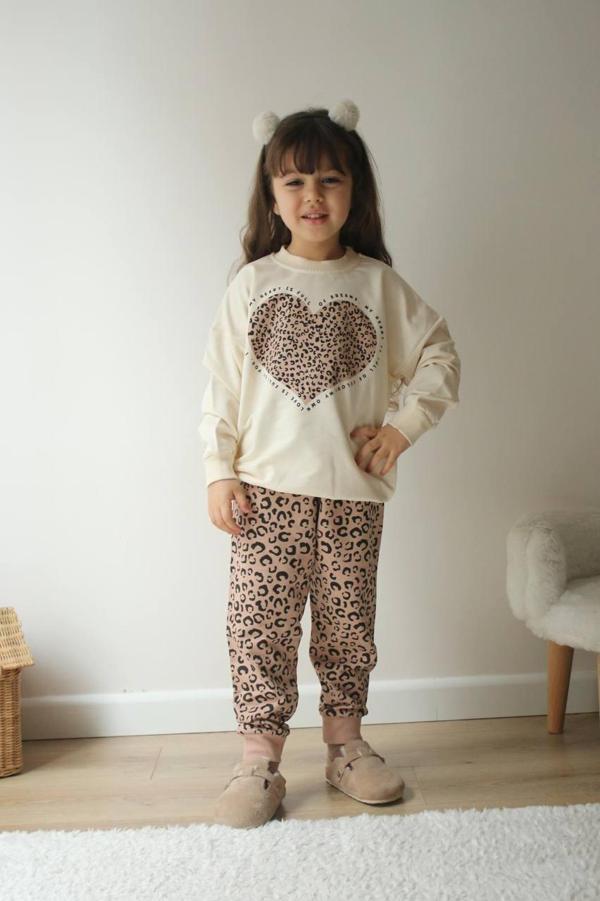 Kız Çocuk 2 İplik Kalpli Leoparlı Eşofman Takım Alt Üst Takım 5702 - Image 1