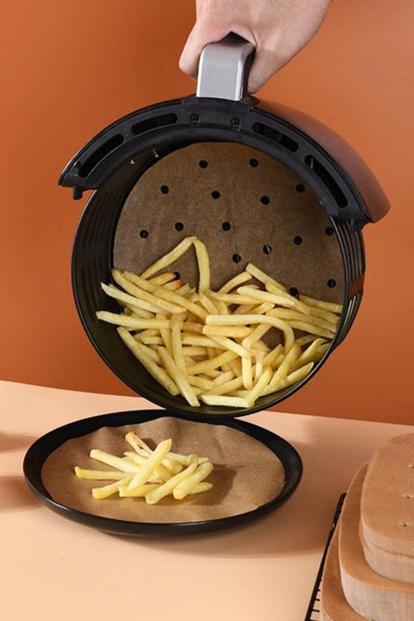 Relatos 200 Adet Air Fryer Pişirme Kağıdı Tek Kullanımlık Yağ Geçirmez Kağıt Yuvarlak Delikli Model - Image 1