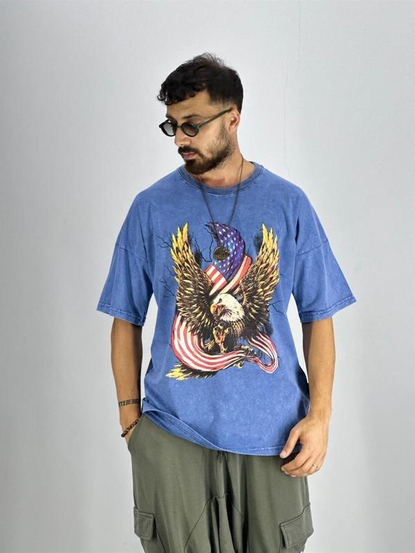 Erkek Yıkamalı Kumaş Baskılı T-Shirt - Image 1