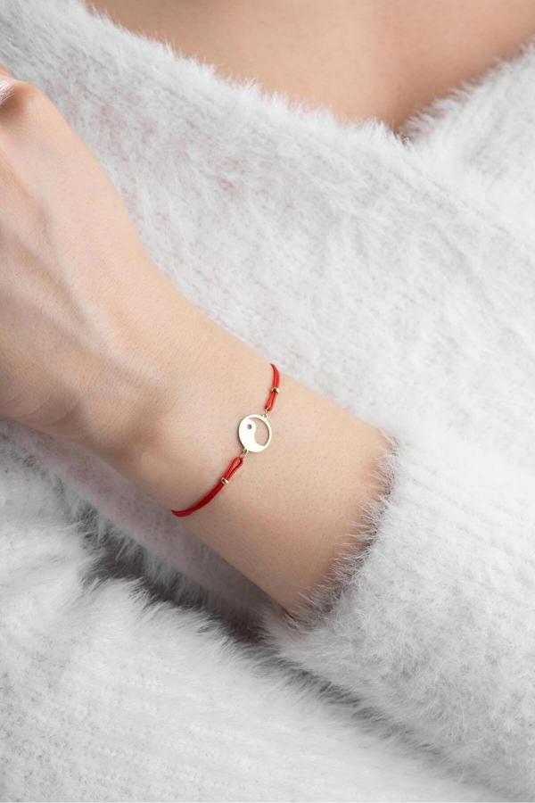 14 Ayar Altın Kırmızı İpli Ying Yang Bileklik - Image 1