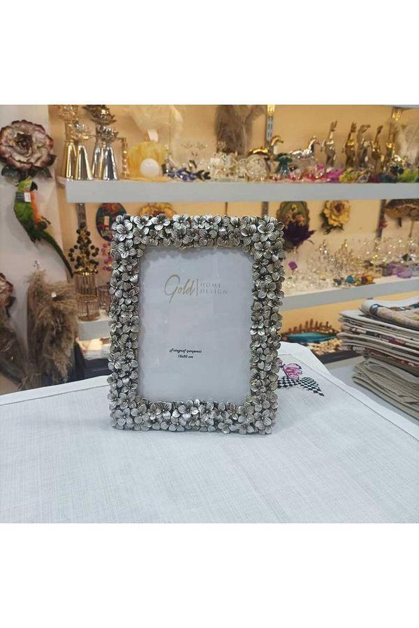 Fotoğraf Çerçevesi Papatya Desenli Gümüş Renk 15x20 cm - Image 1