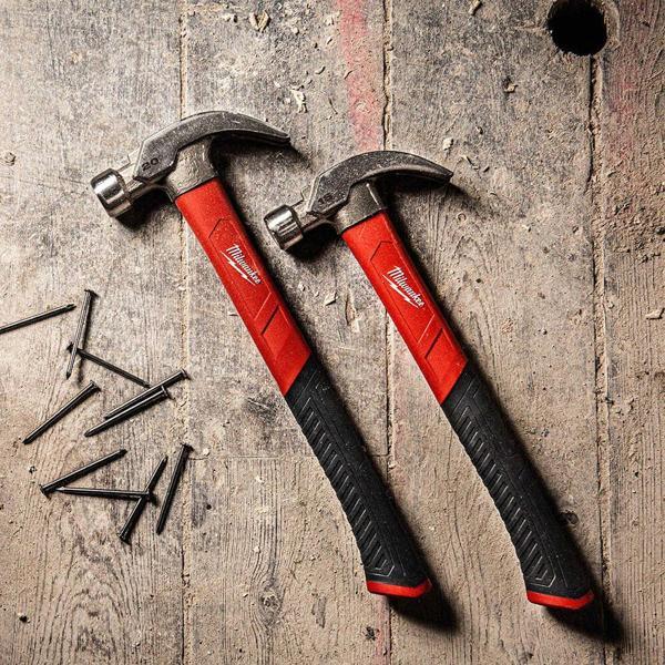 Milwaukee Fiber Saplı Kavisli Çekiç 450 Gr-4932478657 - Image 1