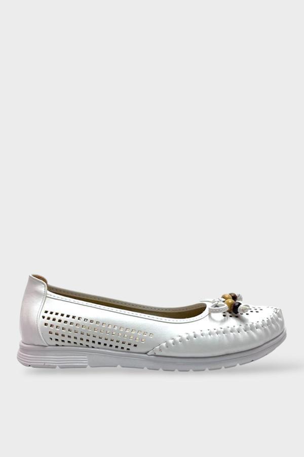 Ortopedik Saraçlı Fiyonklu Kadın Babet BEYAZ - Image 1