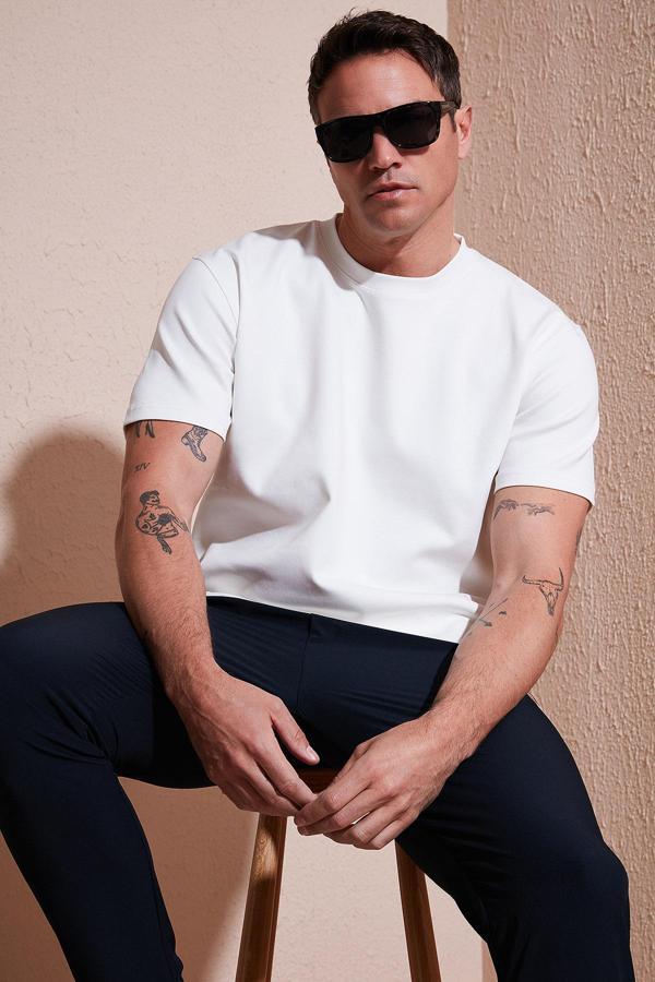 Buratti Pamuklu Regular Fit Bisiklet Yaka Basic Erkek T Shirt 5902772 EKRU - Image 1