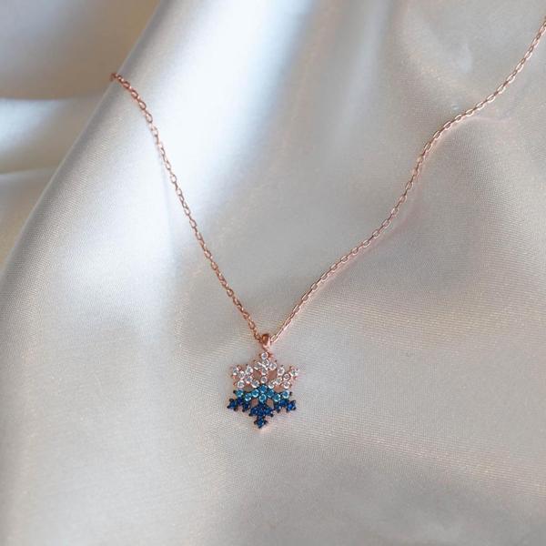 Kar Tanesi Mavi Zirkon Taşlı Rose Gold Kaplama Gümüş Kolye - Image 1