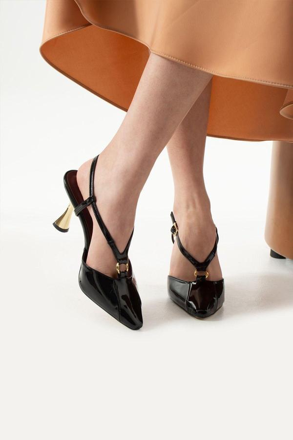 Güllü Shoes Lüks Siyah Rugan Kadın Topuklu Ayakkabı Altın Detaylı Şık Ve Zarif Günlük & Özel Gün Kombinleri İçin - Image 1