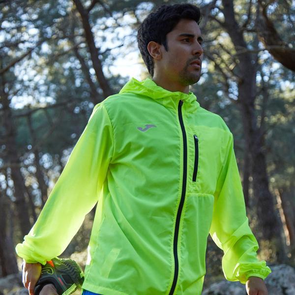 Joma Erkek Futbol Yağmurluk R-Trail Nature Windbreaker 103178.060 - Image 1