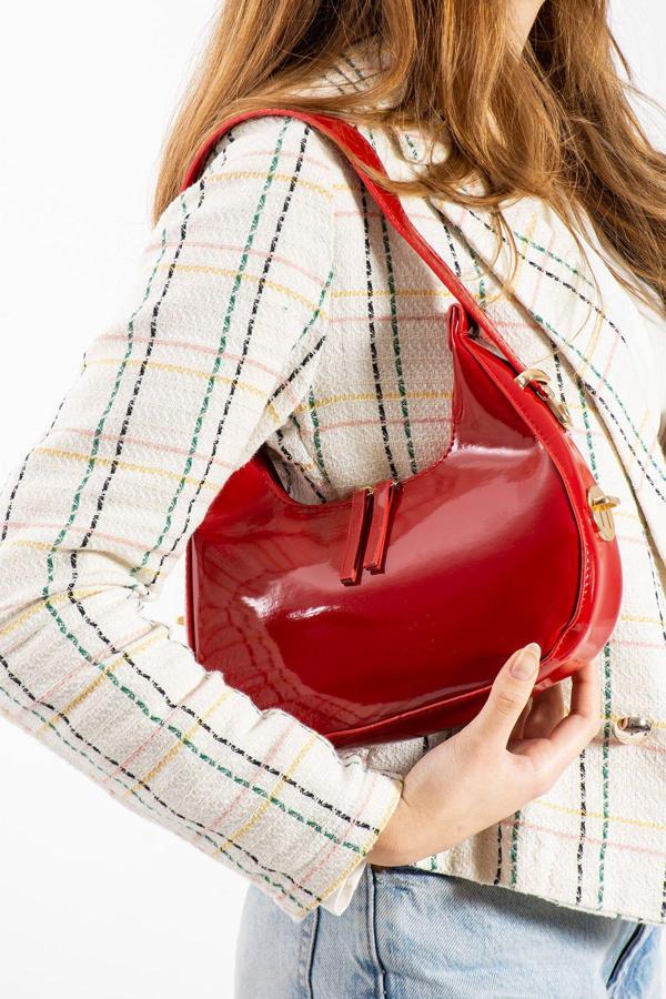 Güllü Shoes Kadın Rugan Deri Omuz Ve El Çantası – Altın Detaylı, Şık Ve Kullanışlı, Fermuarlı Günlük Çanta - Image 1