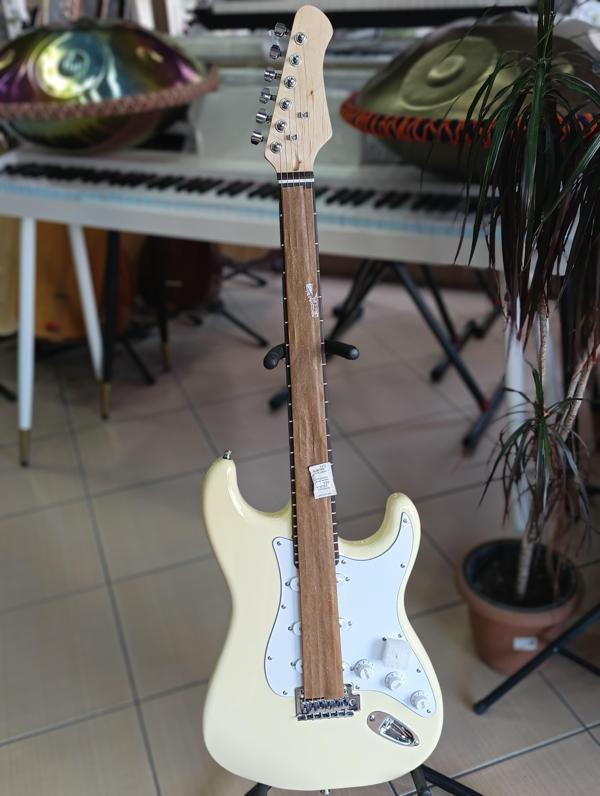 Elektro gitar (kılıf ve pena hediye) - Image 1