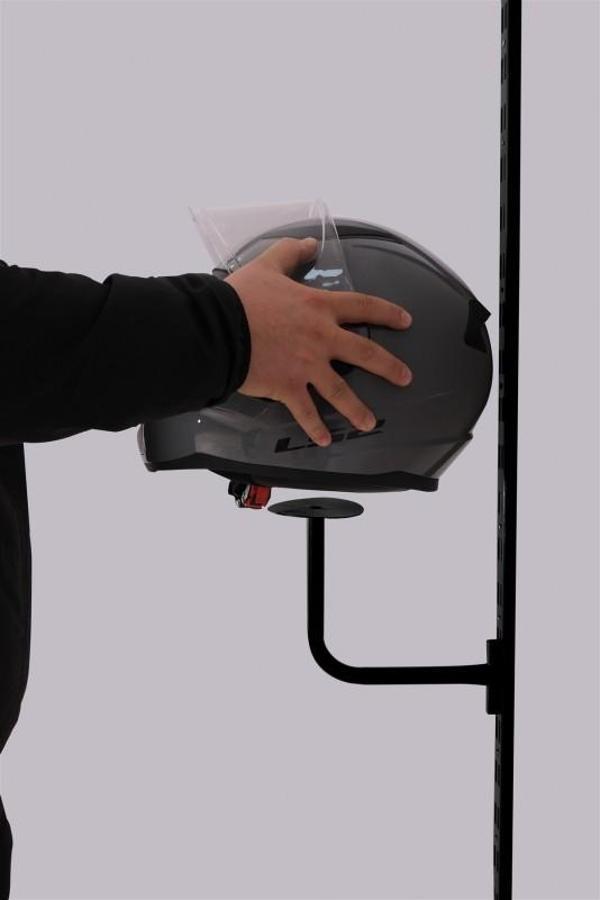 Dikmeye Geçebilen Motosiklet Kask Tutucu - Image 1