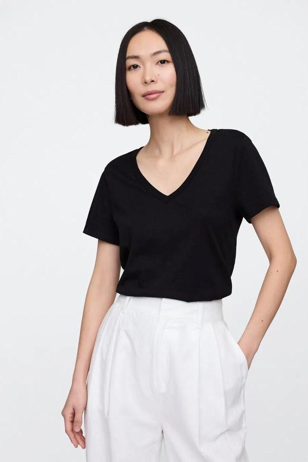 Gap V-SS Fav V Solid Kadın Tişört - Image 1
