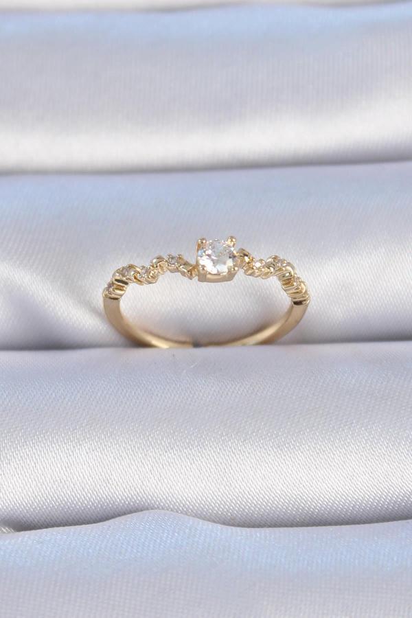 Pirinç Gold Renk Tek Taş Model Zirkon Taşlı Kadın Yüzük - Image 1