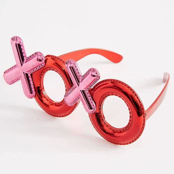 Kırmızı Renk Xoxo Yazılı Parti Gözlüğü 17x7 Cm - Image 1