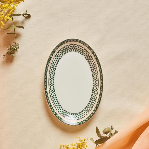 Karaca Melda Kayık Tabak 20 Cm - Image 1