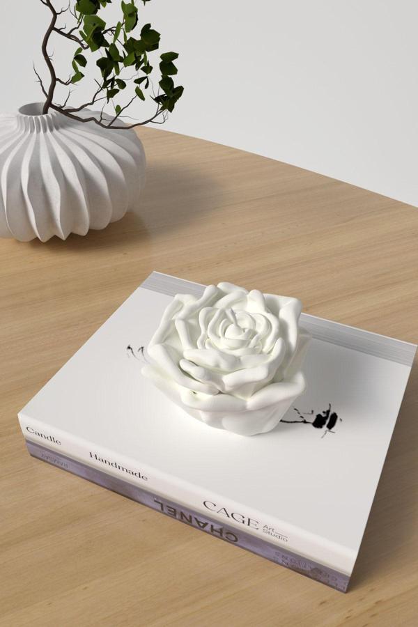 CageartStudio Dekoratif Orta Boy Gül Kokulu Mum - Rose Mum Soya Wax Candle 1 Adet Beyaz - Image 1