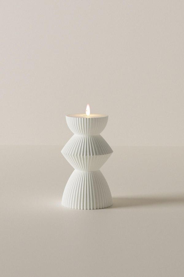 CageartStudio Dekoratif Taper Desenli Sütün Kokulu Mumlar - Orta Boy Soya Wax Candle 1 Adet Beyaz - Image 1