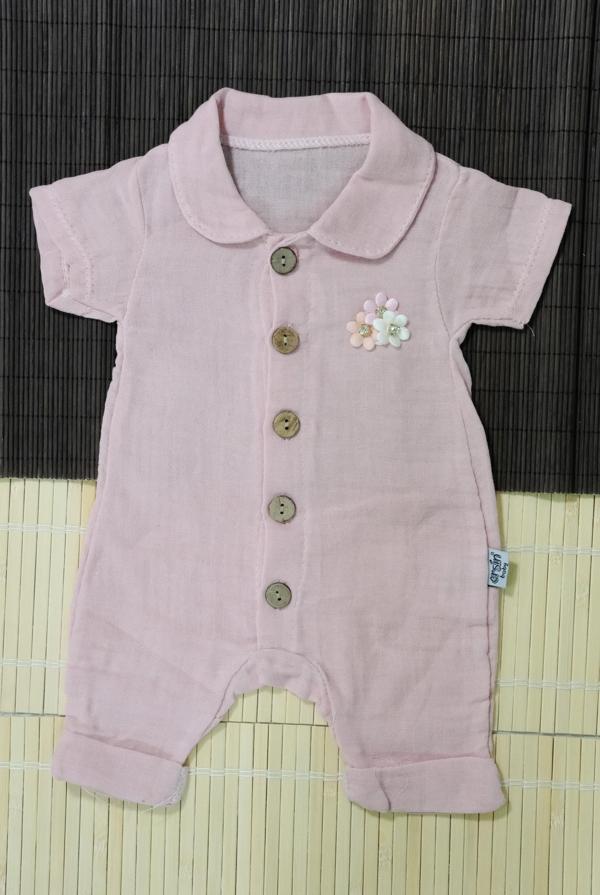 Düğmeli Kısa Kollu Müslin Bebek Tulum Pembe - Image 1