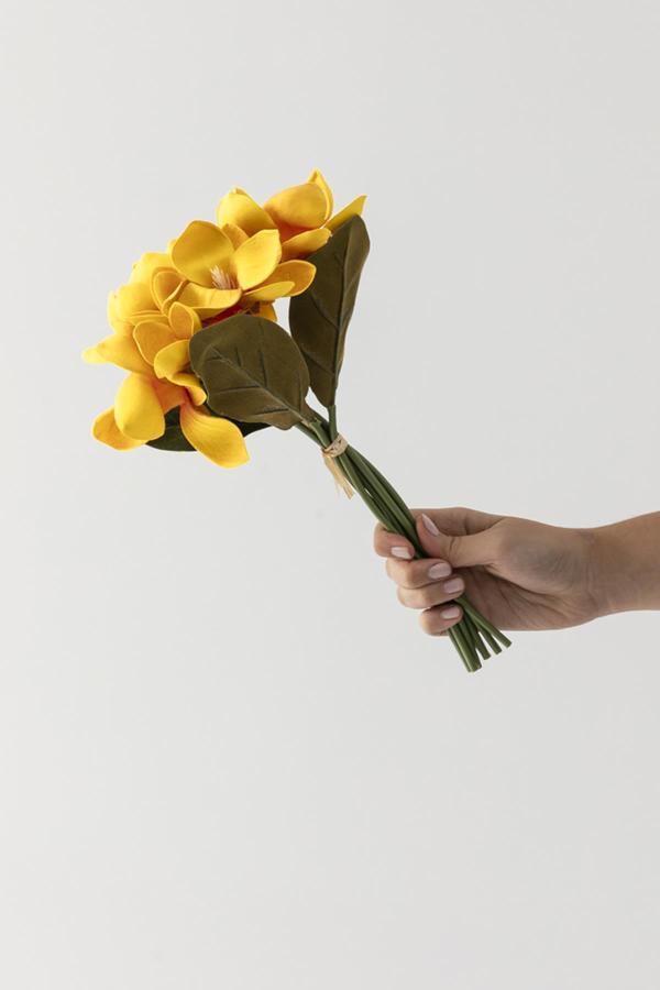 Yapay Lüx Lateks Manolya Demeti 33cm Sarı 7 Kafa  - Image 1