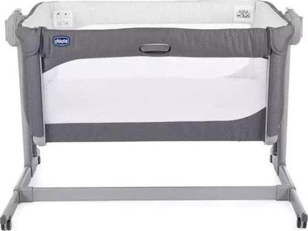 Chicco Next2Me Essential Anne Yanı Beşik Koyu Gri - Image 1