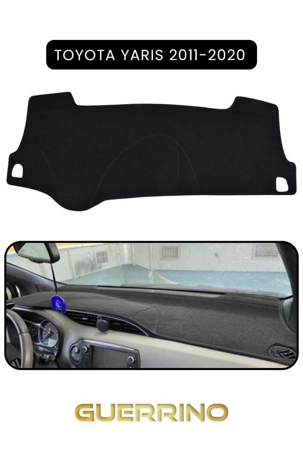 Alisevashop Toyota Yaris (2011-2020) Torpido Koruma Halısı Siyah Kenar  - Image 1