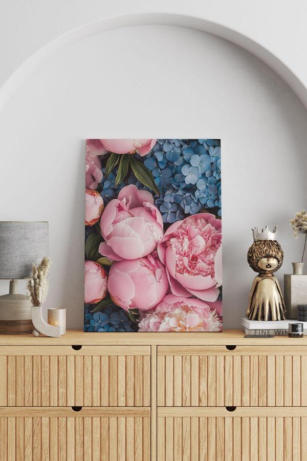 Pembe ve Mavi Çiçekler Kanvas Tablo - Image 1