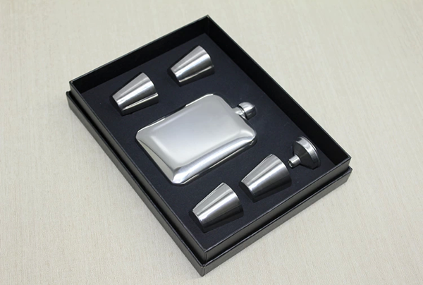 4 Shot Bardaklı Matara Seti Alk3907 - Image 1