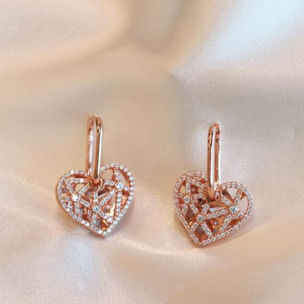 Kalp Tasarım Zirkon Taşlı Rose Gold Kaplama Gümüş Küpe - Image 1
