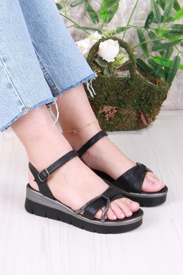 Fort 2005 Fancy Anatomik Rahat Taş Toka Detaylı Kadın Sandalet - Image 1