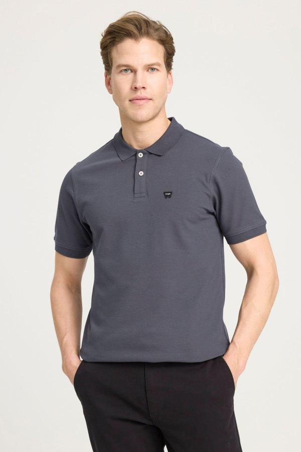 Wrangler Erkek Regular Fit Antrasit Polo Yaka T-Shirt - W7D5K4XX2T003 - Image 1