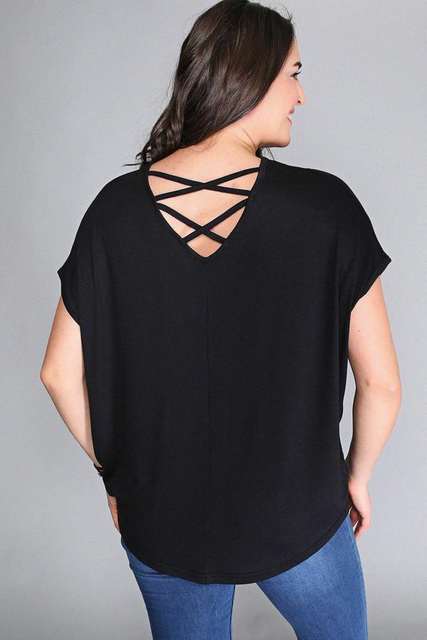 Curvy Trend Sırt Çapraz Kısa Kol Bluz - Image 1