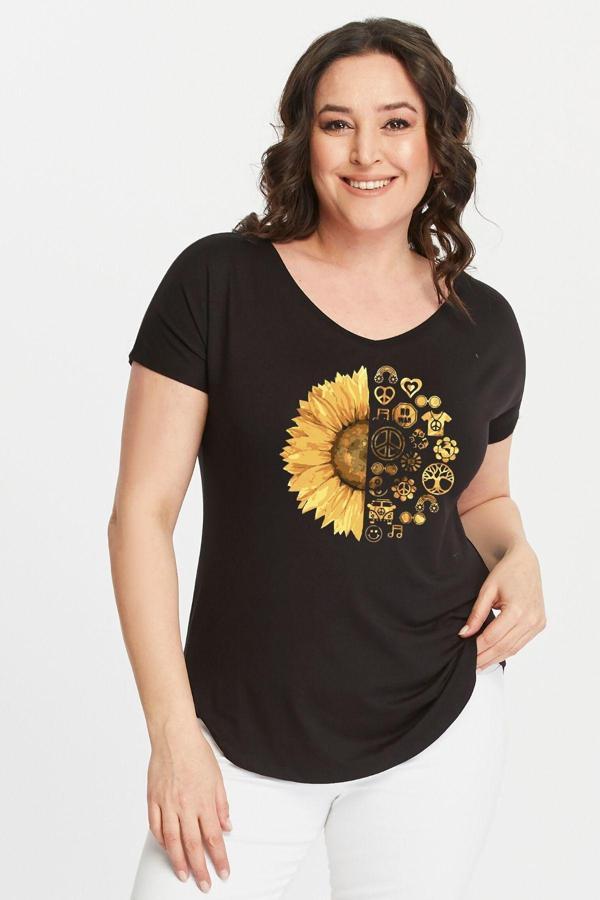 Curvy Trend Büyük Beden Sun Flower Baskılı Geniş V Yaka Kısa Kol Oval Yırtmaç Bluz - Image 1