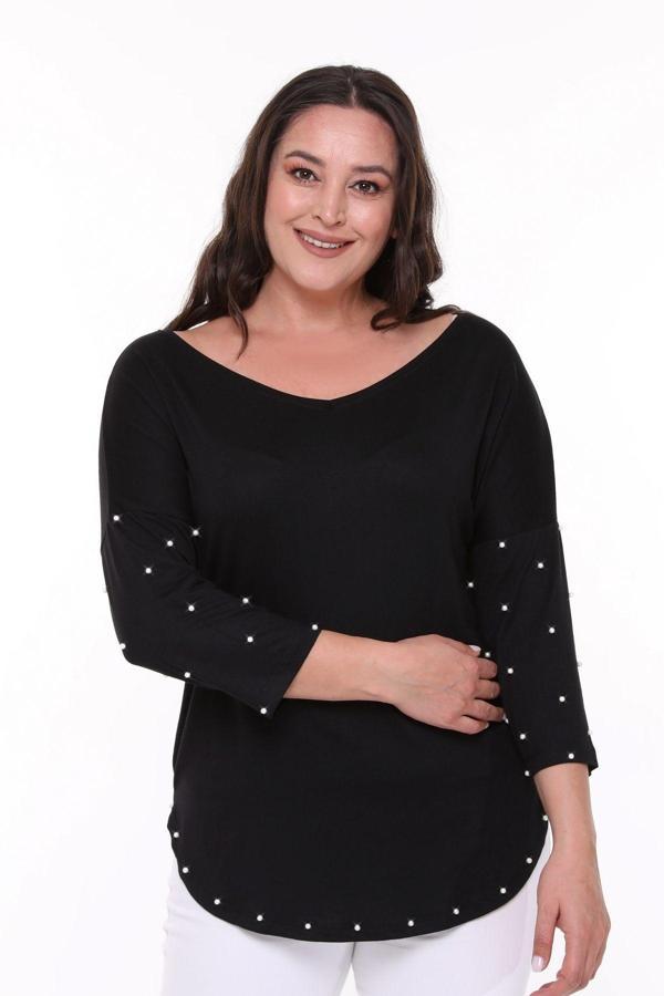 Curvy Trend Büyük Beden İnci Detaylı Geniş V Yaka Yarım Kol Oval Yırtmaç Bluz - Image 1