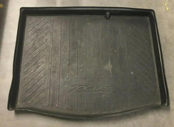 Ford Focus 2011 2018 Bagaj Havuzu (Hb 5 Kapı  Ince Stepne) (Oem No:Ambm5Ja454A14Ab) - Image 1