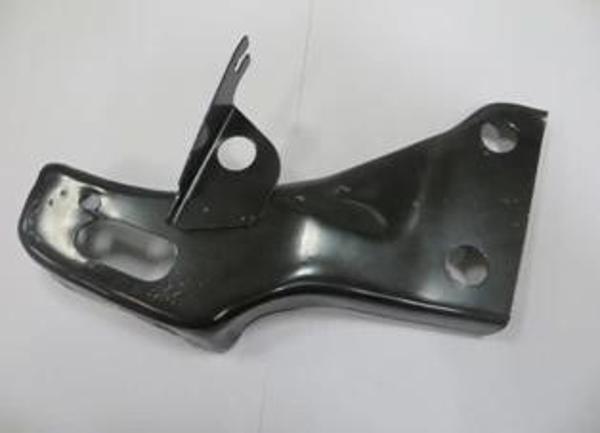 1989-1997 Toyota Hilux Pıck Up Ln85- Ön Tampon Bağlantı Braketi Sağ (Tyg) (Adet) (Oem No:5201135060) - Image 1