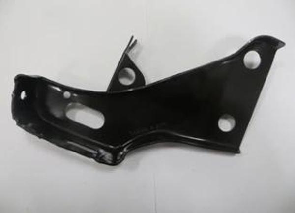 1989-1997 Toyota Hilux Pıck Up Ln106- Ön Tampon Bağlantı Braketi Sol (Tyg) (Adet) (Oem No:5201235060 - Image 1