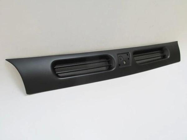 1997-2003 Fiat Brava Ön Panjur Siyah (Tyg) (Adet) (Oem No:712899099) - Image 1
