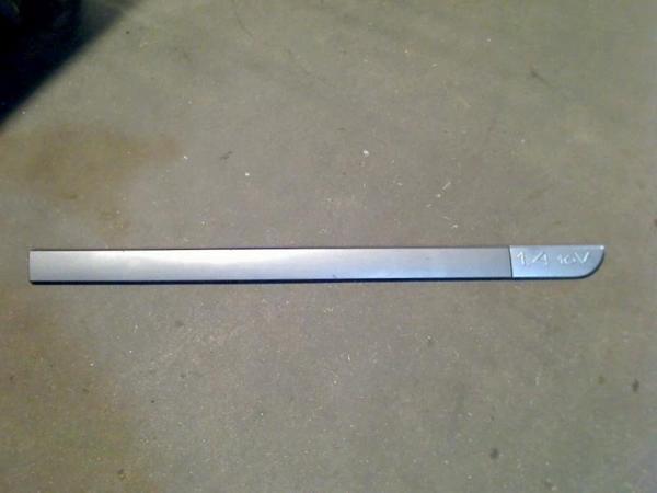 Kapı Bandı Ön Sağ Renault Megane Iı Bm 03-05 (Oem No: 7701475248) - Image 1