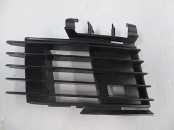 2003-2005 Opel Vectra C Sis Lambası Yan Kapağı Sağ (Sisli Tip) (Tw) (Adet) (Oem No:1400266) - Image 1