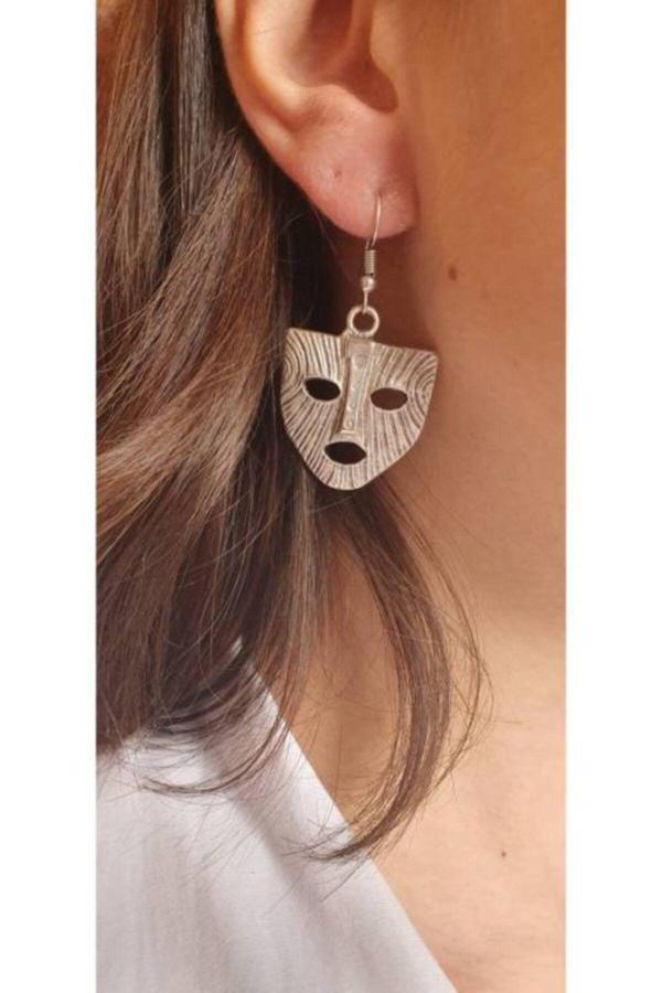 Edwol Kadın Gümüş Kaplama Antik Maske Objeli Küpe - Image 1
